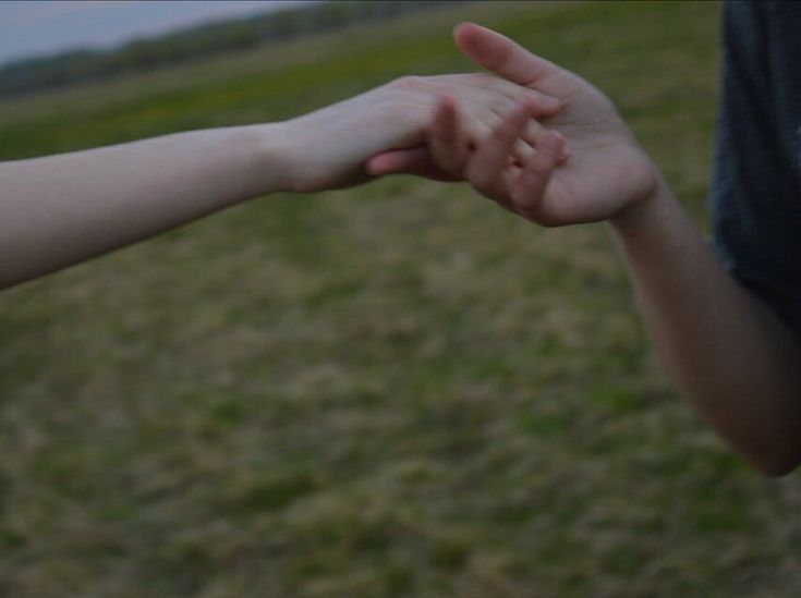 hands holding to signify couples counselling working